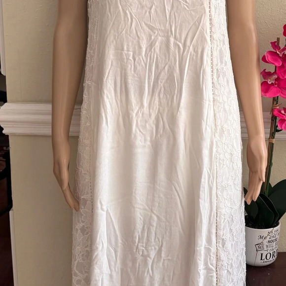 Yuni apparel White Maxy Dress Medium nwot - Picture 11 of 11
